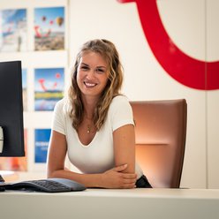 Claudia Hinkel