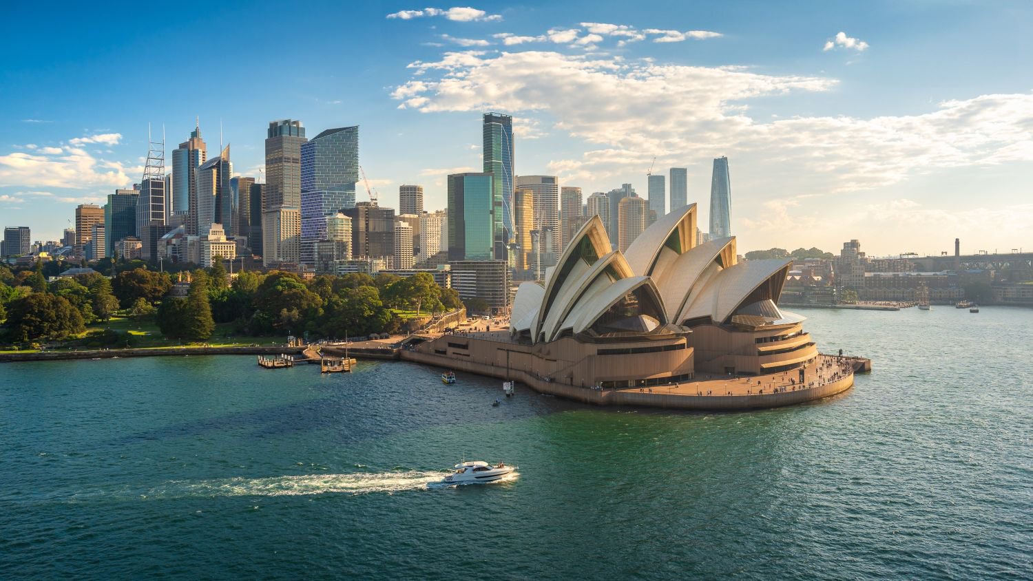 Luftaufnahme von Sydney Harbour mit Opernhaus, Skyline und Stadtzentrum, Sydney, Australien | © Adobe Stock