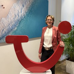 Conny Schumann -KREUZFAHRT Expertin