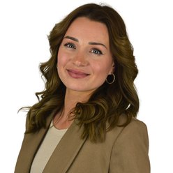 Elena Genze