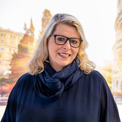 Tanja Uhlhorn