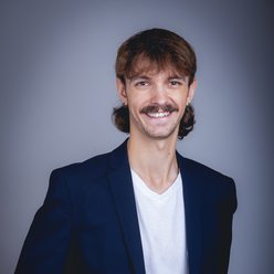 Julian Broll
