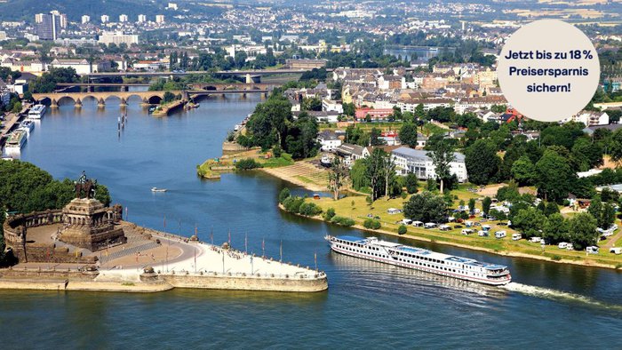 Rhein und Wasserwege Hollands mit einem nicko cruises Flusskreuzfahrtschiff vor idyllischer Stadtkulisse | © Nicko Cruises